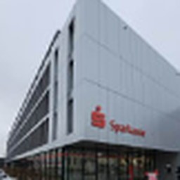 Wohnungen + Geschäftsstelle inkl. Tiefgarage